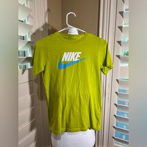 🔥BUY TWO GET ONE 50% OFF🔥
*Discount applied when you create a bundle*